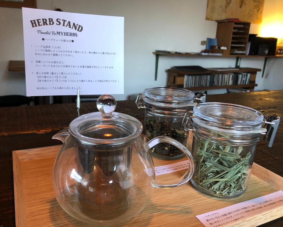 Hostel Fuji Matsuyama Base Фудзиёсида Экстерьер фото